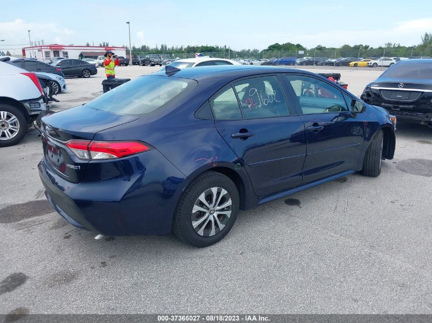 2022 TOYOTA COROLLA LE - JTDEAMDE4NJ055312