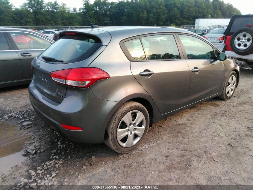 2016 KIA FORTE 5-DOOR LX - KNAFK5A80G5597859