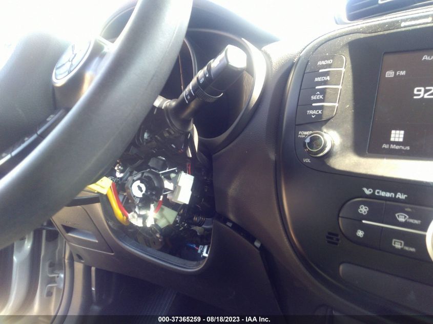 2019 KIA SOUL + - KNDJP3A51K7004841