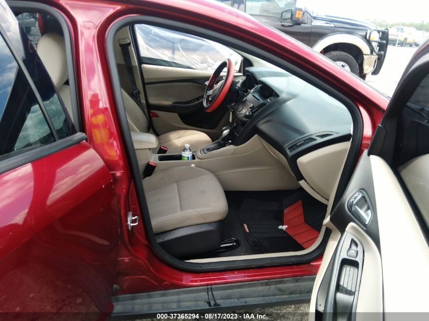 2017 FORD FOCUS SE - 1FADP3K24HL231271