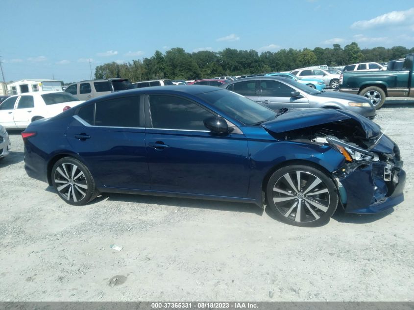 1N4BL4CV3MN345844 Nissan Altima 2.5 SR 13