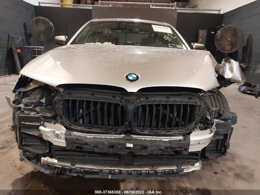2019 BMW 5 SERIES M550I XDRIVE - WBAJB9C51KB289002
