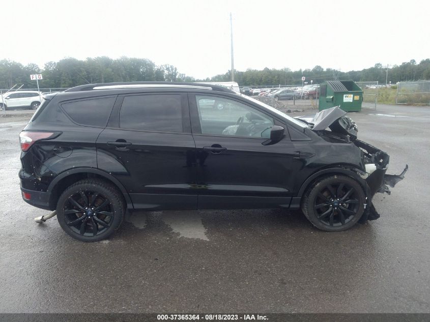 2017 FORD ESCAPE SE - 1FMCU9GD1HUB85190