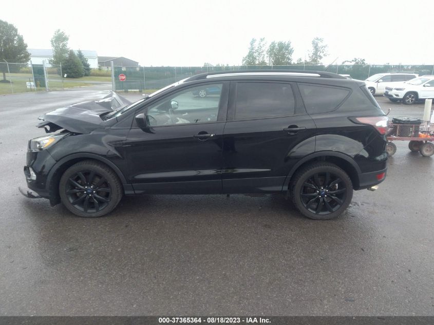 2017 FORD ESCAPE SE - 1FMCU9GD1HUB85190