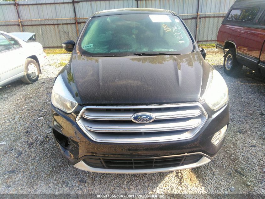 2017 FORD ESCAPE SE - 1FMCU0GD3HUE62790