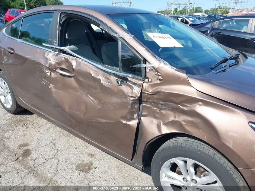 2019 CHEVROLET CRUZE LT - 1G1BE5SM6K7106625