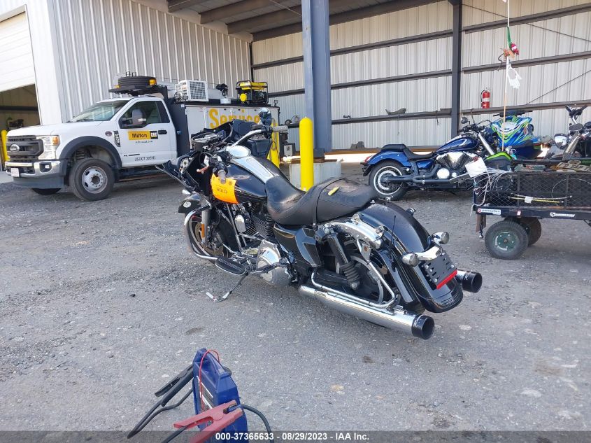 2012 HARLEY-DAVIDSON FLTRX ROAD GLIDE CUSTOM - 1HD1KHM15CB618809
