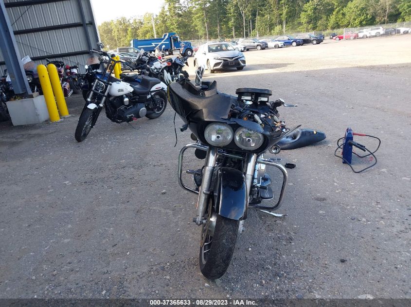2012 HARLEY-DAVIDSON FLTRX ROAD GLIDE CUSTOM - 1HD1KHM15CB618809