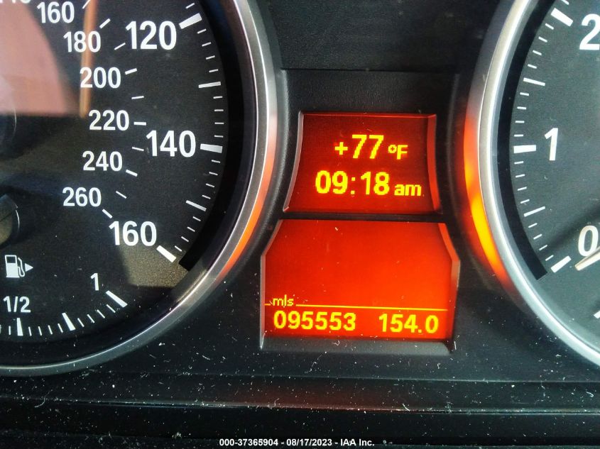 2013 BMW X1 XDRIVE28I - WBAVL1C54DVR91851