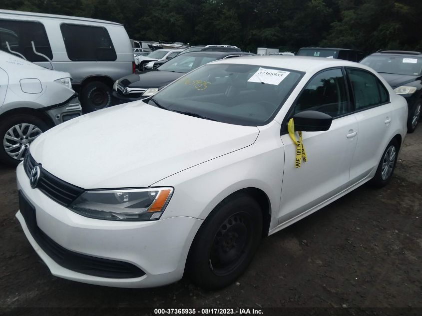 2014 VOLKSWAGEN JETTA SEDAN S - 3VW2K7AJ6EM209408