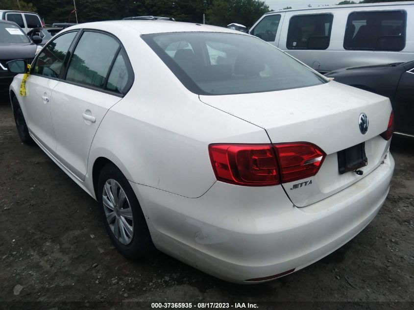 2014 VOLKSWAGEN JETTA SEDAN S - 3VW2K7AJ6EM209408