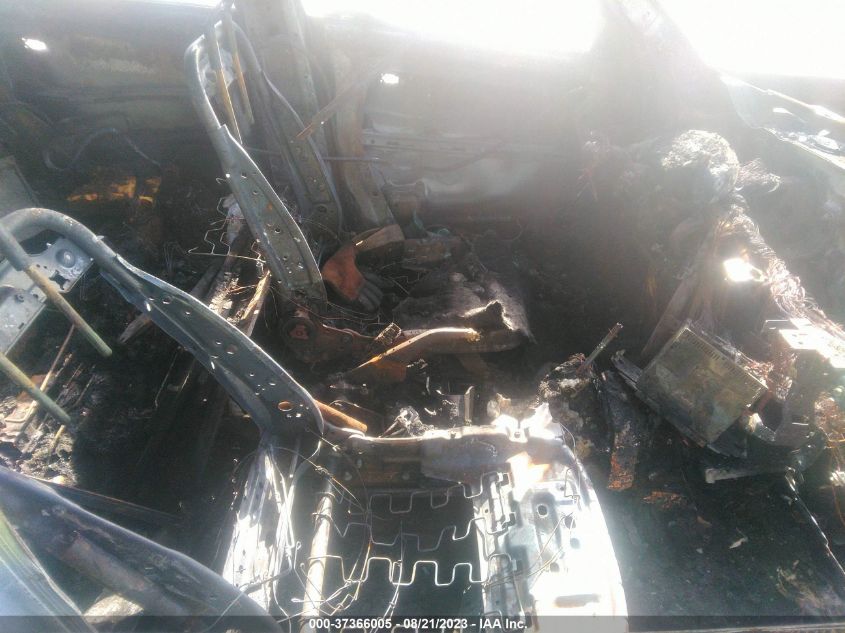 2015 KIA SOUL + - KNDJP3A58F7176693