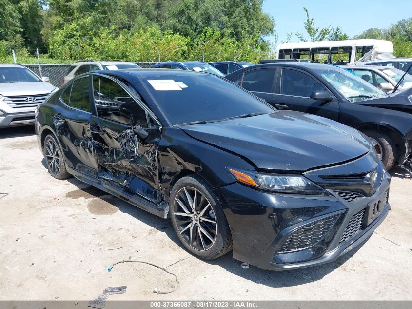 2022 TOYOTA CAMRY SE - 4T1G11AK2NU071200