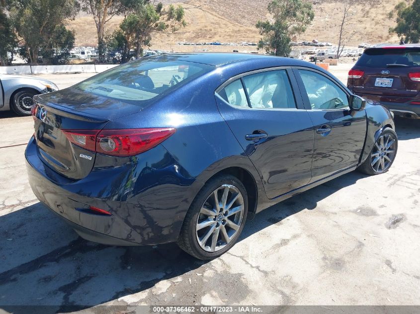2018 MAZDA MAZDA3 4-DOOR TOURING - 3MZBN1V30JM230717