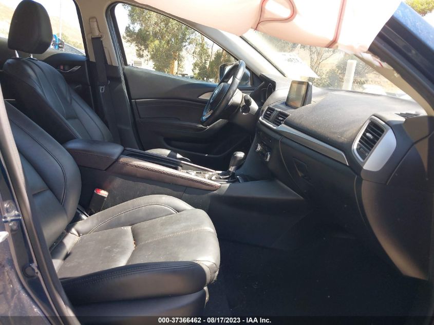 2018 MAZDA MAZDA3 4-DOOR TOURING - 3MZBN1V30JM230717