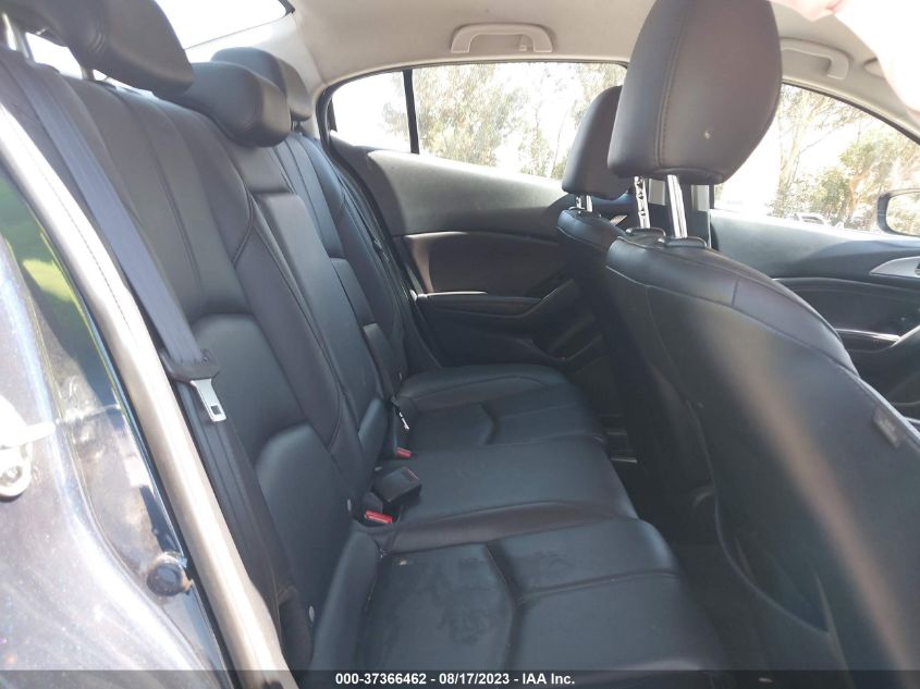 2018 MAZDA MAZDA3 4-DOOR TOURING - 3MZBN1V30JM230717