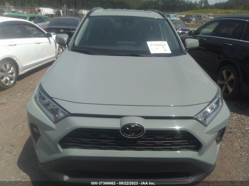 VIN 2T3W1RFV5KC030805 2019 TOYOTA RAV4 XLE