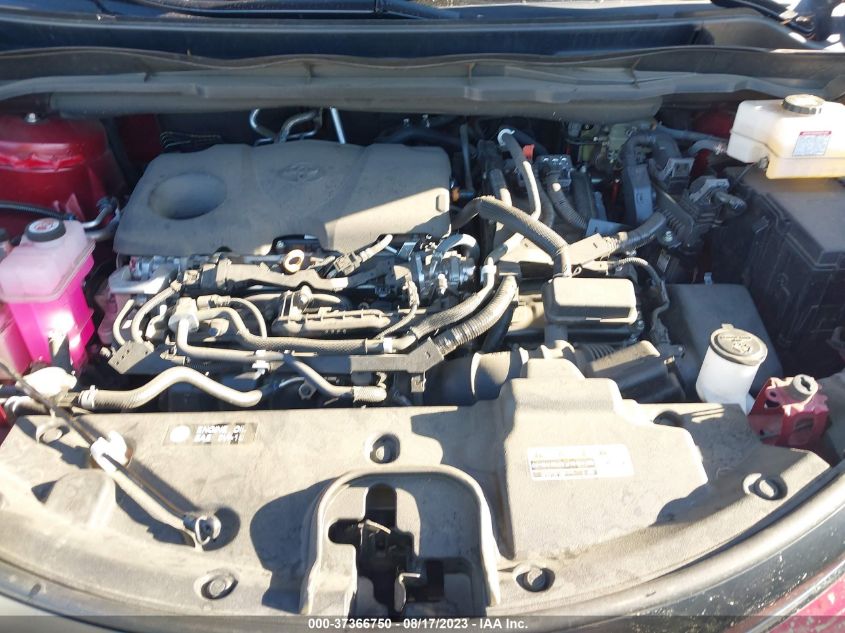 2022 TOYOTA SIENNA XLE - 5TDYRKEC8NS090526