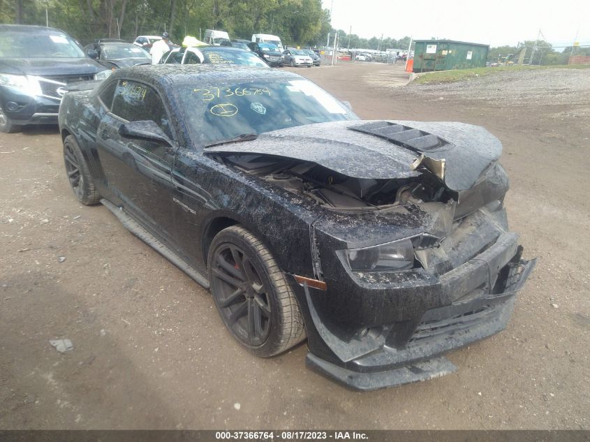 2015 CHEVROLET CAMARO 2SS - 2G1FJ1EW5F9300702