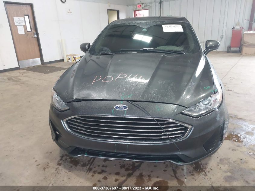 3FA6P0T95LR179663 Ford Fusion SE 12