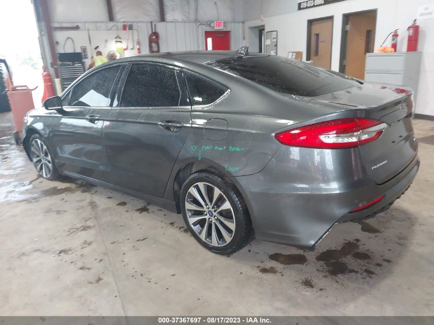 3FA6P0T95LR179663 Ford Fusion SE 3