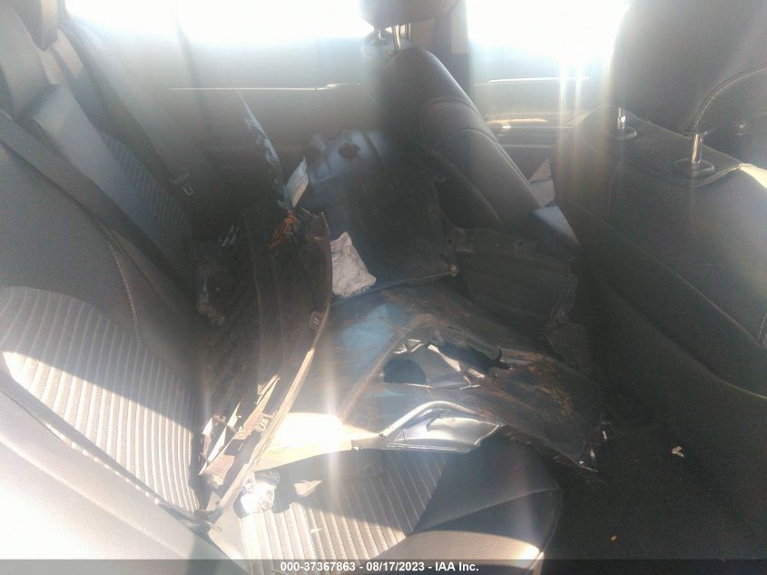 2019 TOYOTA CAMRY LE/SE/XLE/L - 4T1B11HK1KU164091