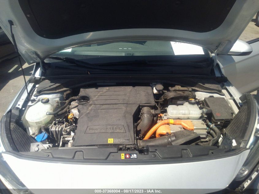 2018 HYUNDAI IONIQ PLUG-IN HYBRID - KMHC65LD6JU084869