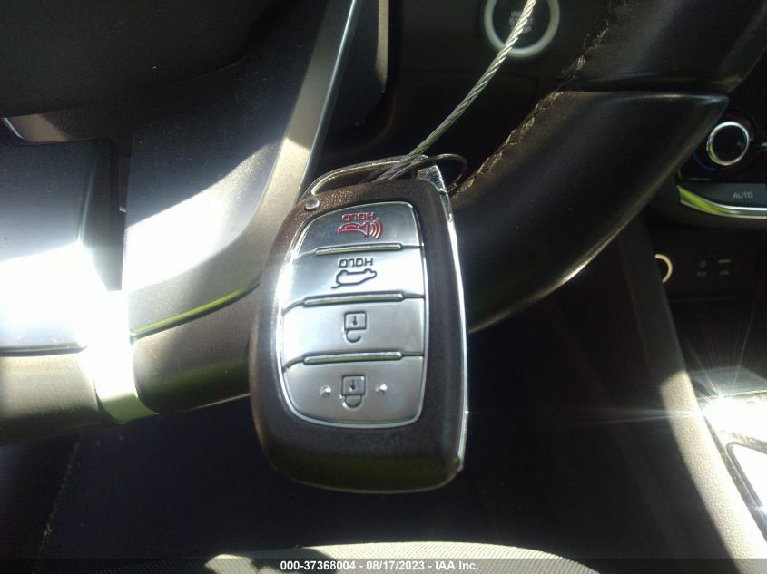 2018 HYUNDAI IONIQ PLUG-IN HYBRID - KMHC65LD6JU084869