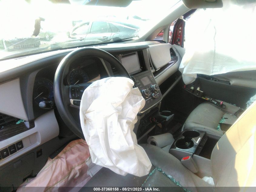 2017 TOYOTA SIENNA XLE/LIMITED - 5TDYZ3DCXHS816916