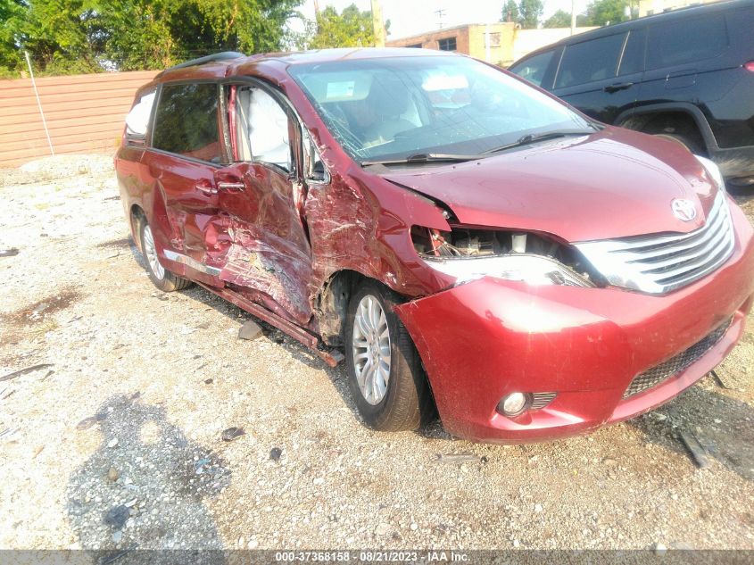 2017 TOYOTA SIENNA XLE/LIMITED - 5TDYZ3DCXHS816916
