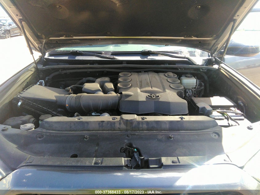 VIN JTEBU5JR4J5495035 2018 TOYOTA 4RUNNER SR5