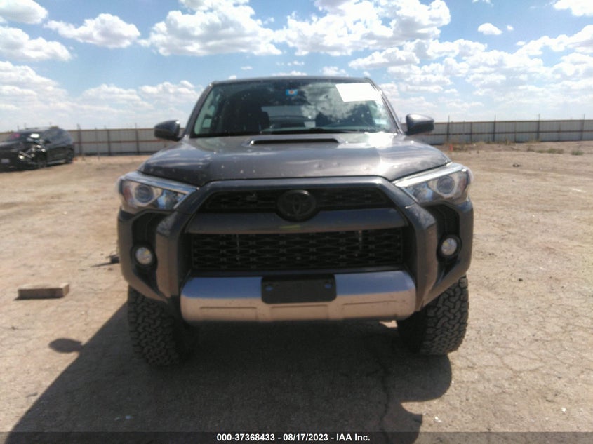 VIN JTEBU5JR4J5495035 2018 TOYOTA 4RUNNER SR5