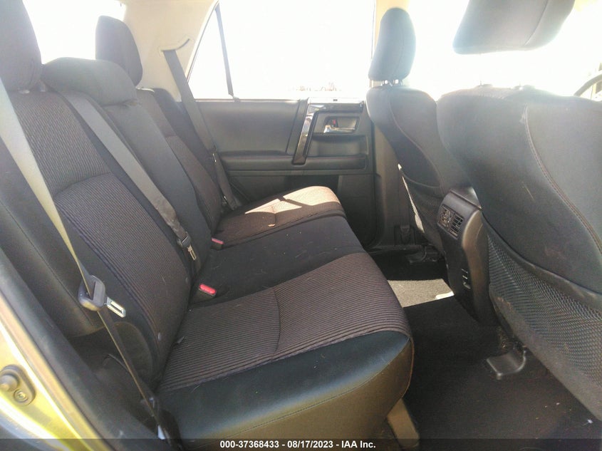 VIN JTEBU5JR4J5495035 2018 TOYOTA 4RUNNER SR5