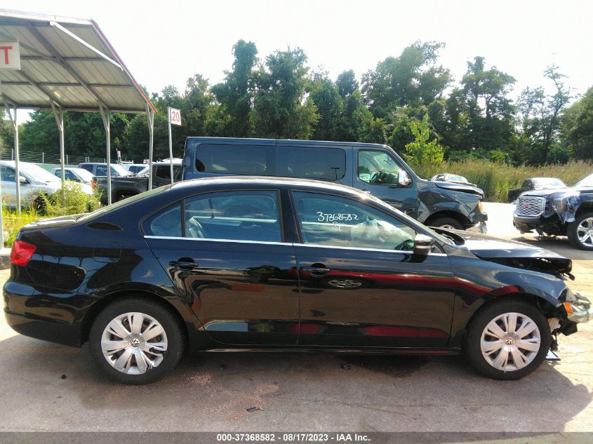 2013 VOLKSWAGEN JETTA SEDAN SE - 3VWDP7AJ9DM435239