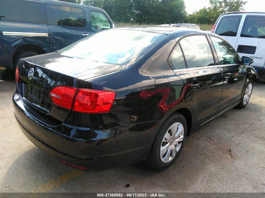 2013 VOLKSWAGEN JETTA SEDAN SE - 3VWDP7AJ9DM435239