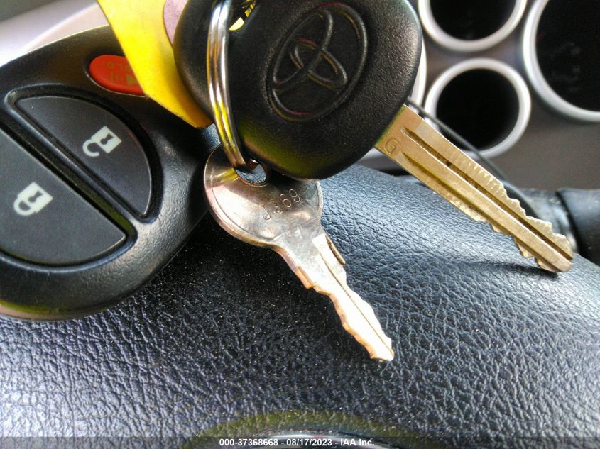 2013 TOYOTA TUNDRA 4WD TRUCK - 5TFUY5F13DX311040