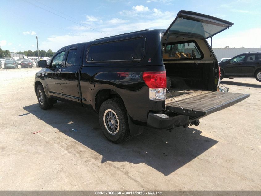 2013 TOYOTA TUNDRA 4WD TRUCK - 5TFUY5F13DX311040