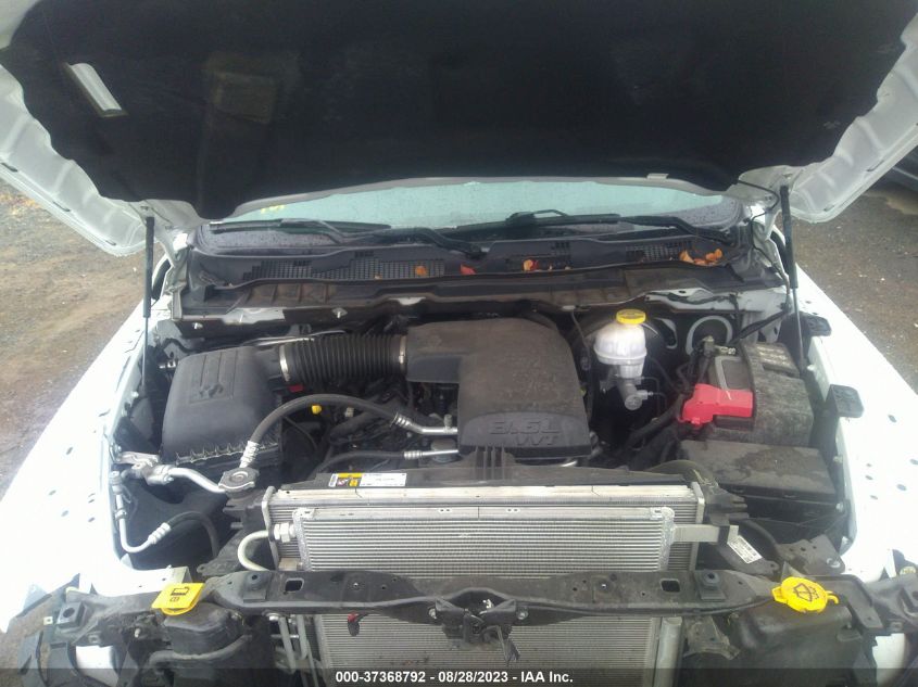 2019 RAM 1500 CLASSIC EXPRESS - 1C6RR7FG5KS646885