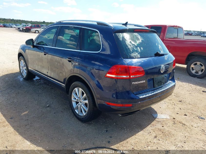 2013 VOLKSWAGEN TOUAREG SPORT W/NAV - WVGEF9BP2DD013765