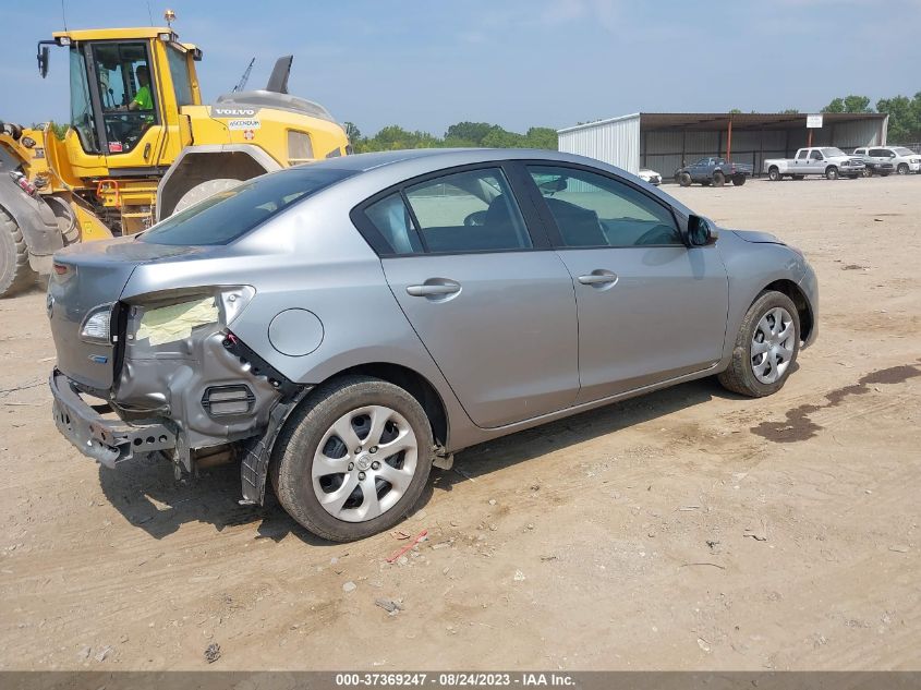 2013 MAZDA MAZDA3 I SPORT - JM1BL1U79D1830232