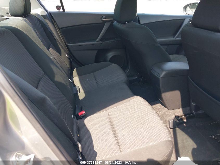 2013 MAZDA MAZDA3 I SPORT - JM1BL1U79D1830232