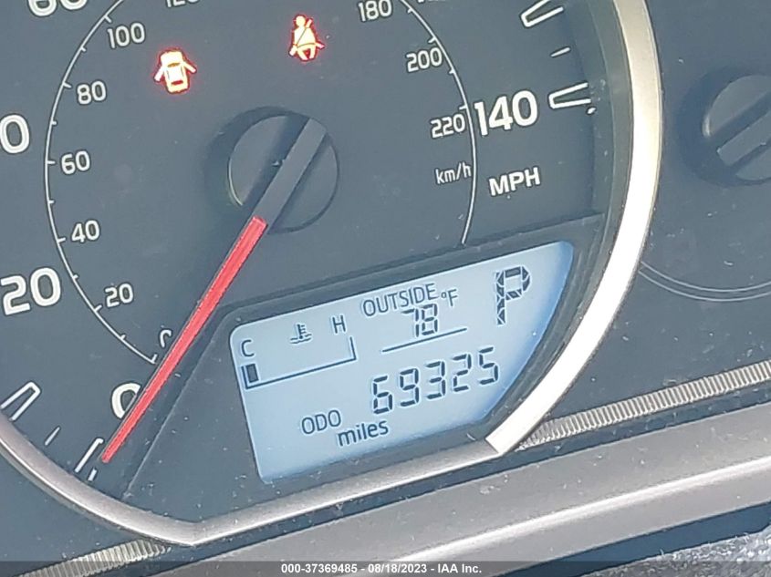 2013 TOYOTA RAV4 LE - JTMZFREV0D5016352