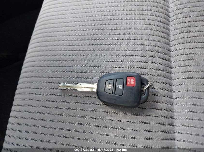 2013 TOYOTA RAV4 LE - JTMZFREV0D5016352