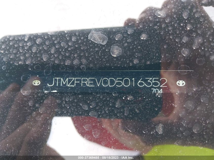 2013 TOYOTA RAV4 LE - JTMZFREV0D5016352