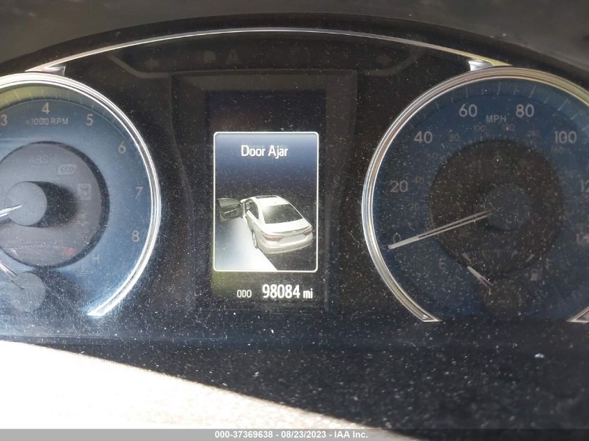 2016 TOYOTA CAMRY XLE/SE/LE/XSE - 4T4BF1FK6GR555187