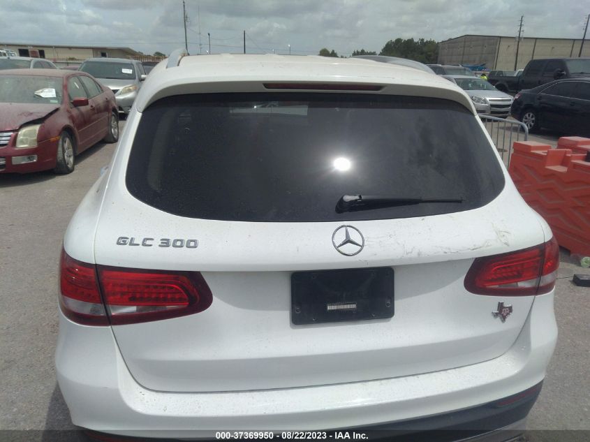 2017 MERCEDES-BENZ GLC GLC 300 - WDC0G4JB2HF134711