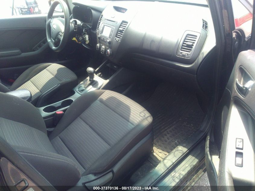 2016 KIA FORTE LX - KNAFX4A62G5604224