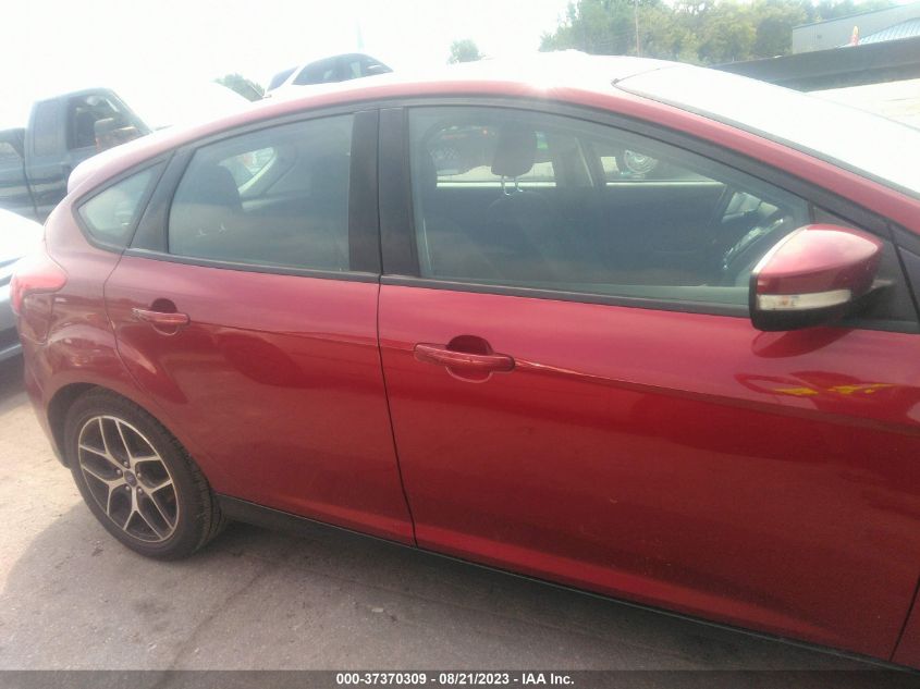 2017 FORD FOCUS SEL - 1FADP3M25HL276331