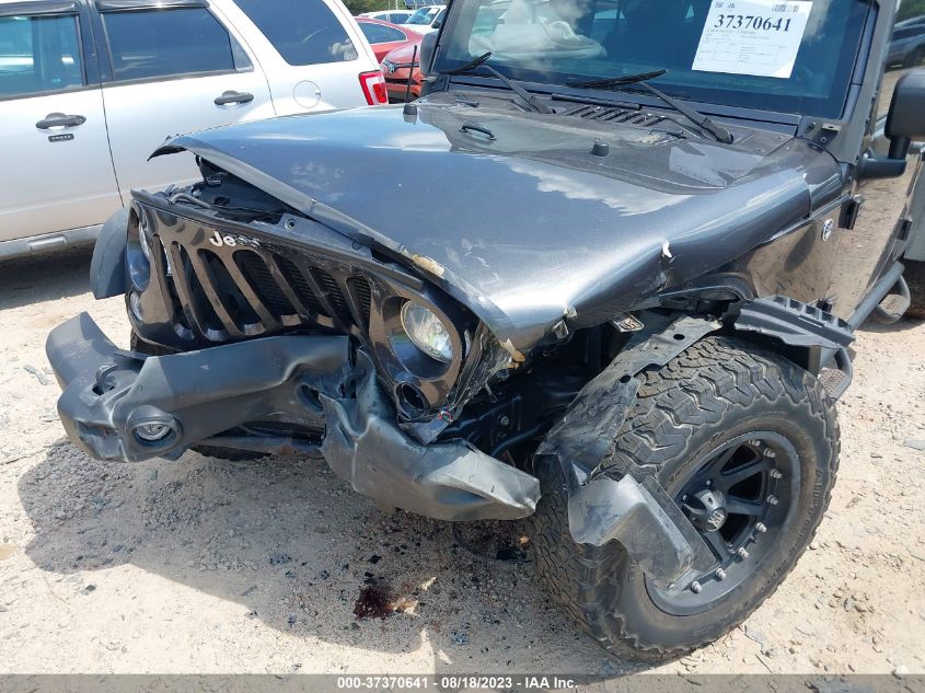 2014 JEEP WRANGLER UNLIMITED SPORT - 1C4BJWDG3EL231870