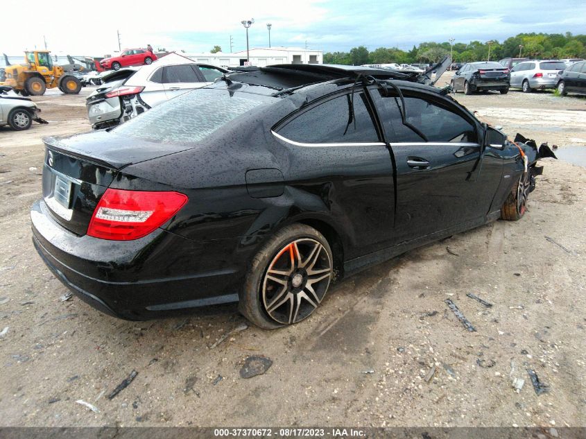 2013 MERCEDES-BENZ C-CLASS C 250 - WDDGJ4HB4DF996887